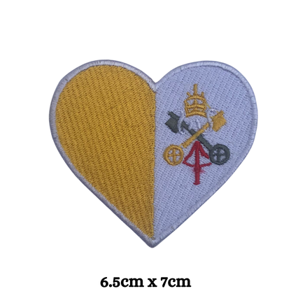 Country Heart Flag Patch – Embroidered Iron On / Sew On Heart Shaped National Flag Badge | All Countries Available | Jackets, Bags, Hats – Gift for Heritage, Travel & Flag Lovers (T-Z)