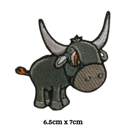 Small Bull Animal Embroidery Iron-On Patches for Clothing Sew-On Applique for DIY Crafts Denim Jackets Jeans Backpacks