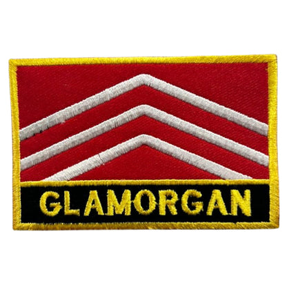UK County Flag Patch 9.5cm x 6cm Embroidered Iron On/Sew On Badge Durable Fabric Applique for Jackets, Backpacks, Hats, and Clothing