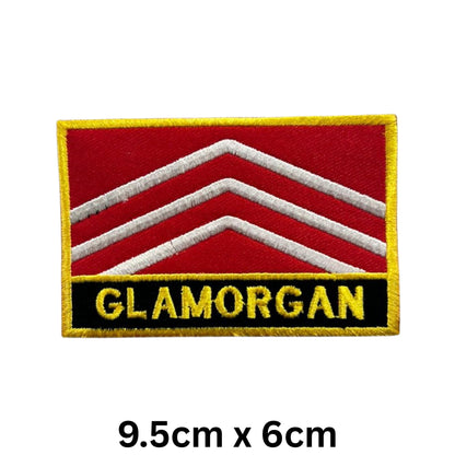 UK County Flag Patch 9.5cm x 6cm Embroidered Iron On/Sew On Badge Durable Fabric Applique for Jackets, Backpacks, Hats, and Clothing