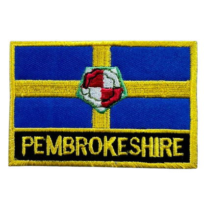 UK County Flag Patch 9.5cm x 6cm Embroidered Iron On/Sew On Badge Durable Fabric Applique for Jackets, Backpacks, Hats, and Clothing