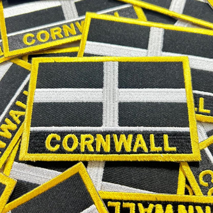 UK County Flag Patch 9.5cm x 6cm Embroidered Iron On/Sew On Badge Durable Fabric Applique for Jackets, Backpacks, Hats, and Clothing