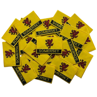 UK County Flag Patch 9.5cm x 6cm Embroidered Iron On/Sew On Badge Durable Fabric Applique for Jackets, Backpacks, Hats, and Clothing